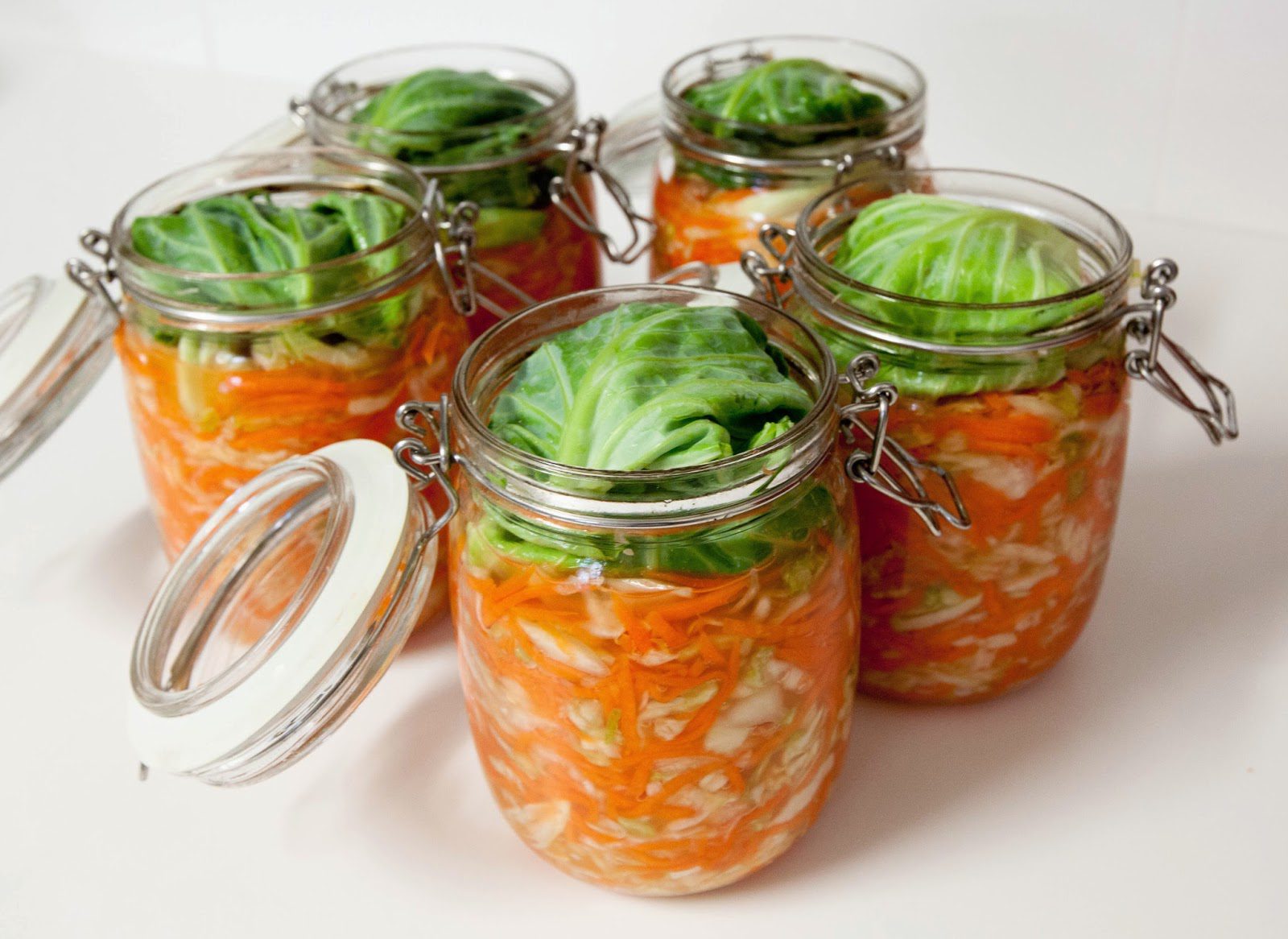 Fermented Carrot & Cabbage Salad with Lemon