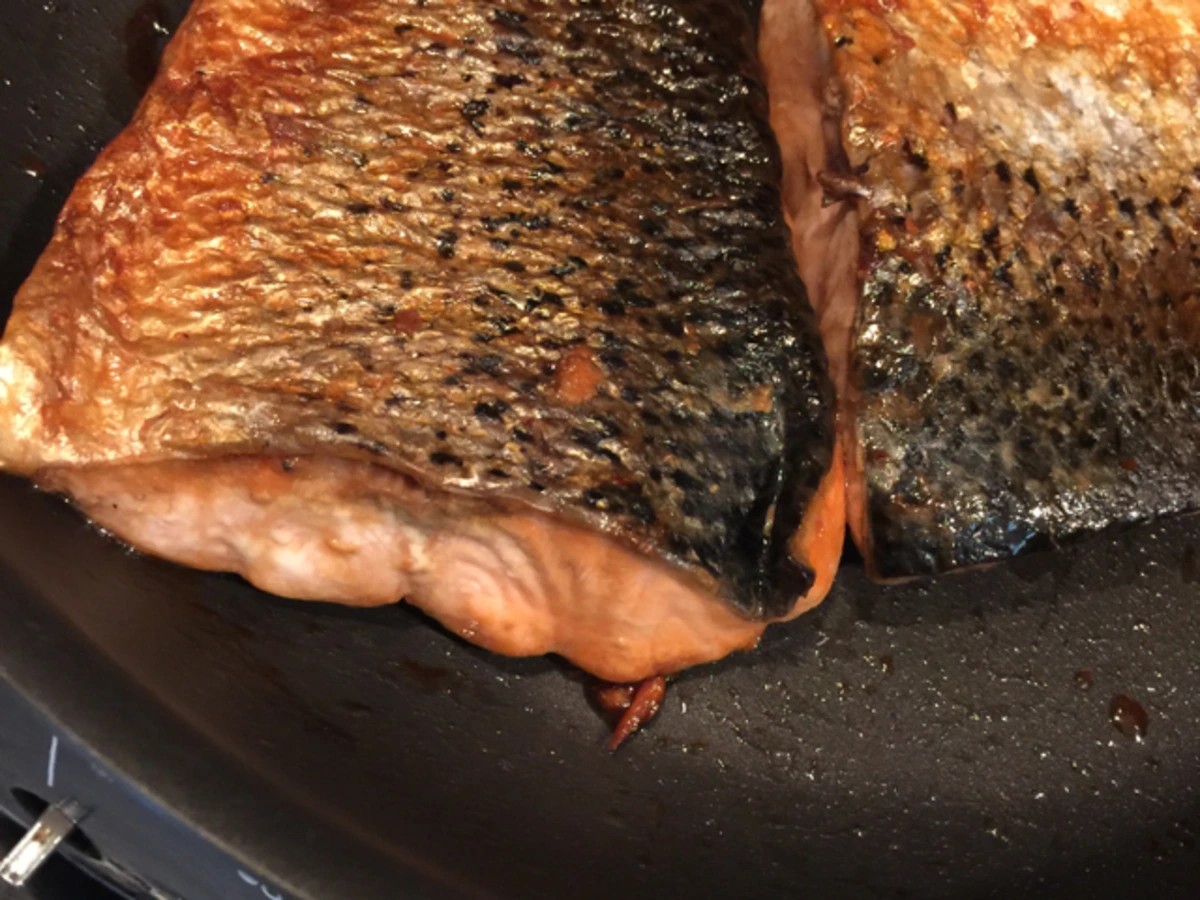 Best Ever Honey-Glazed Salmon Fillets