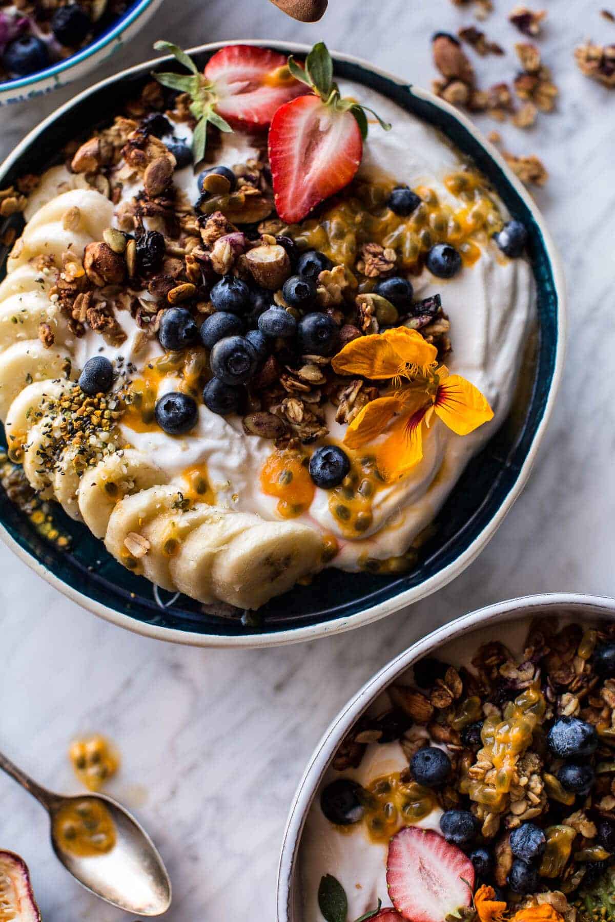 Greek Yogurt and Homemade Granola Breakfast Bowl
