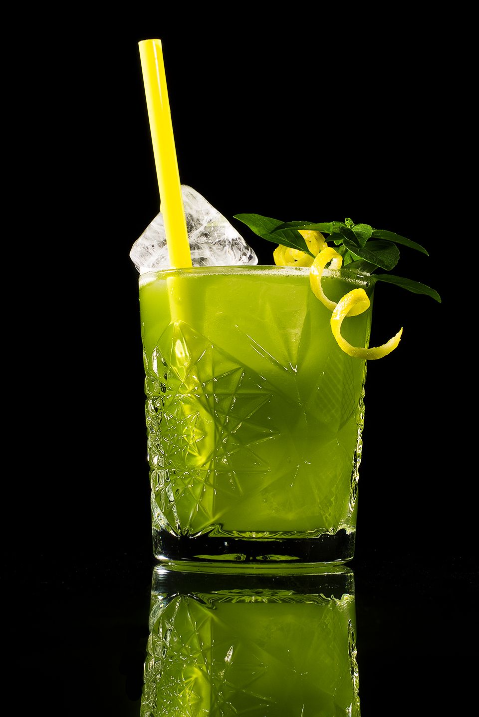 Cheerleader’s Berry Basil Smash