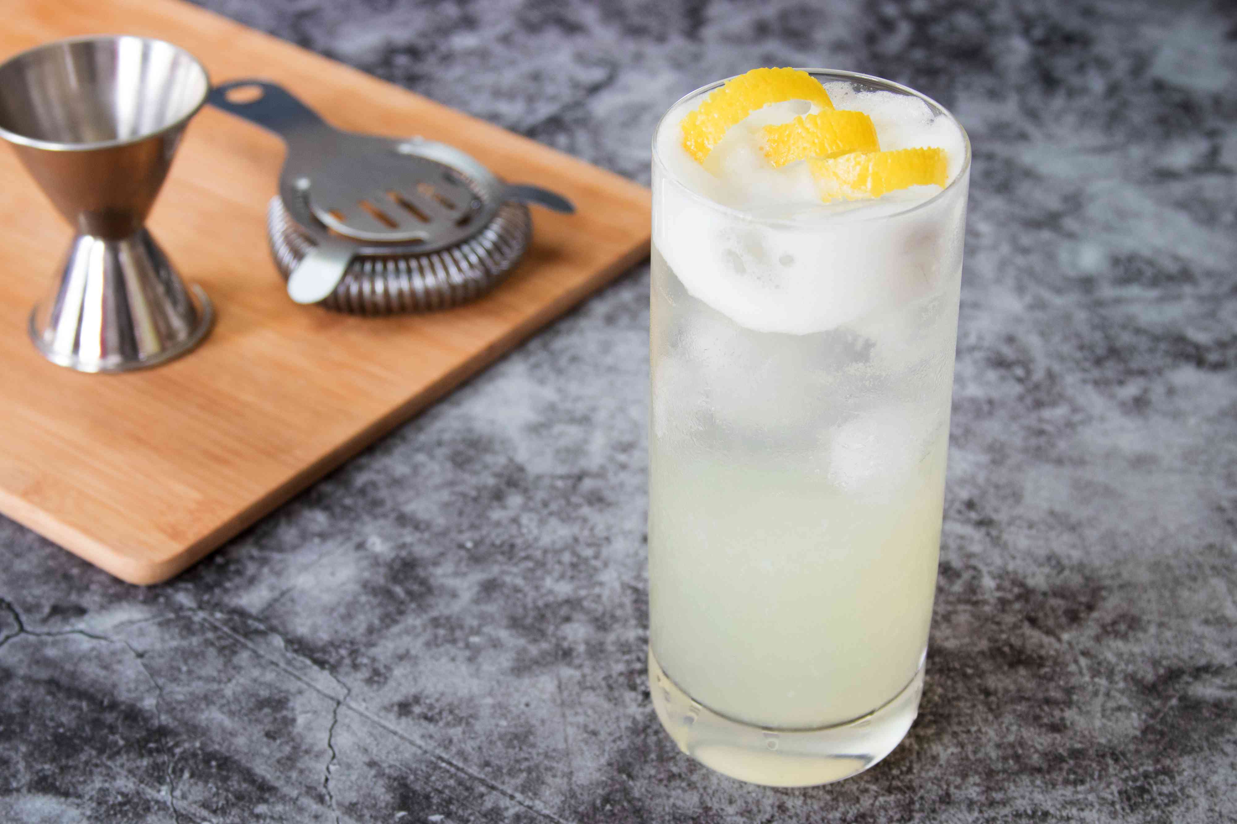 Citrus-Spiced Gin Fizz with Fresh Lime