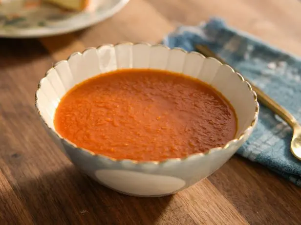 Creamy Coconut Tomato Soup