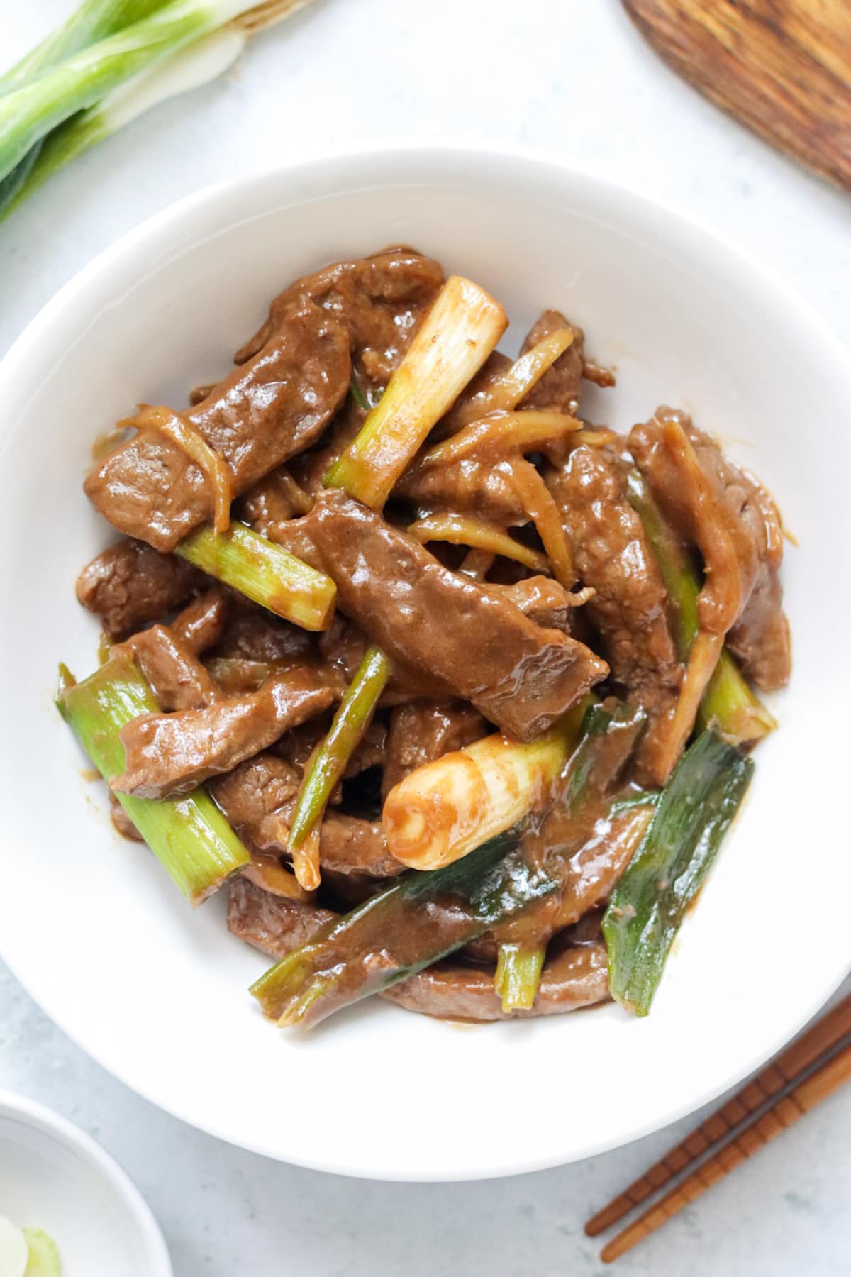 Quick Stir-Fried Beef with Ginger and Spring Onion