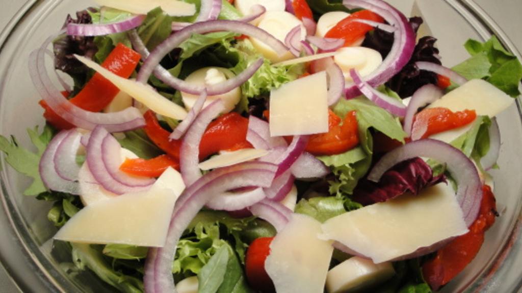Green Salad with Lemon Vinaigrette