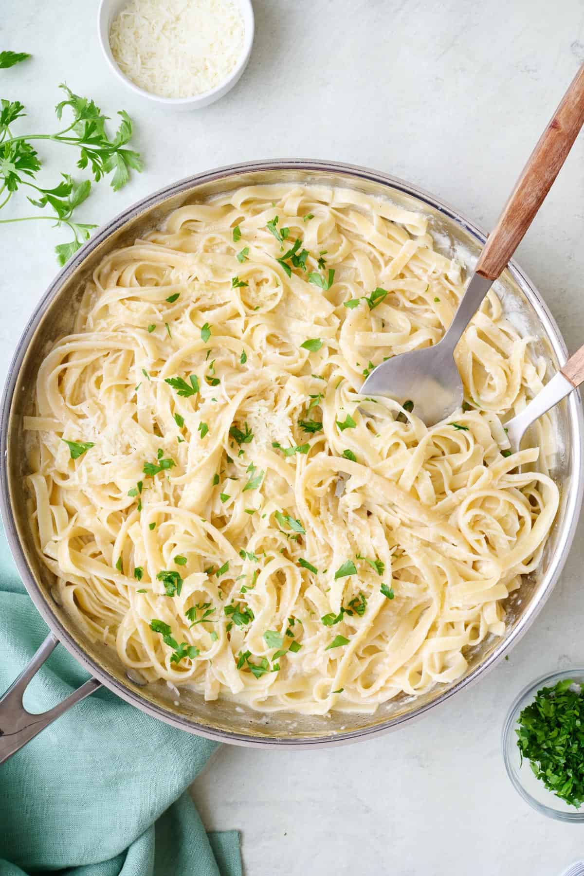 Fresh Forum Fettuccine Alfredo