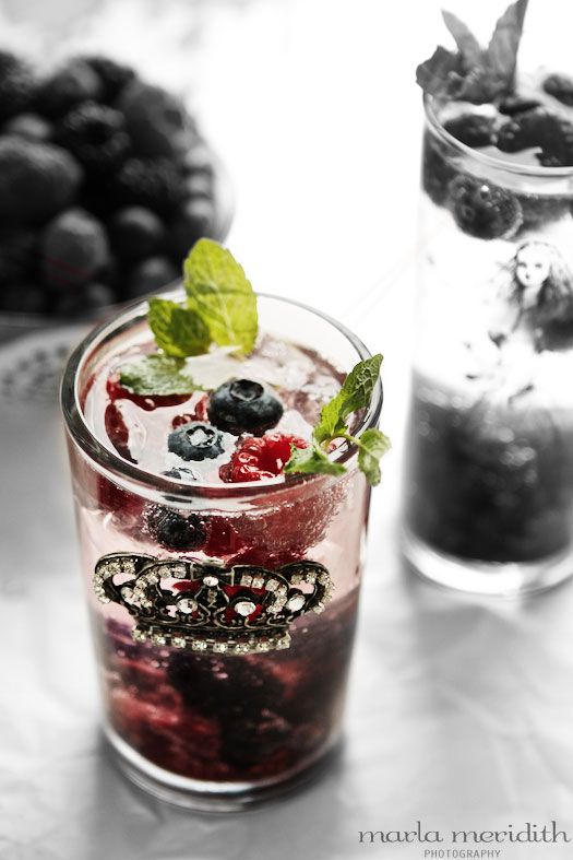 Star-Studded Berry Fizz