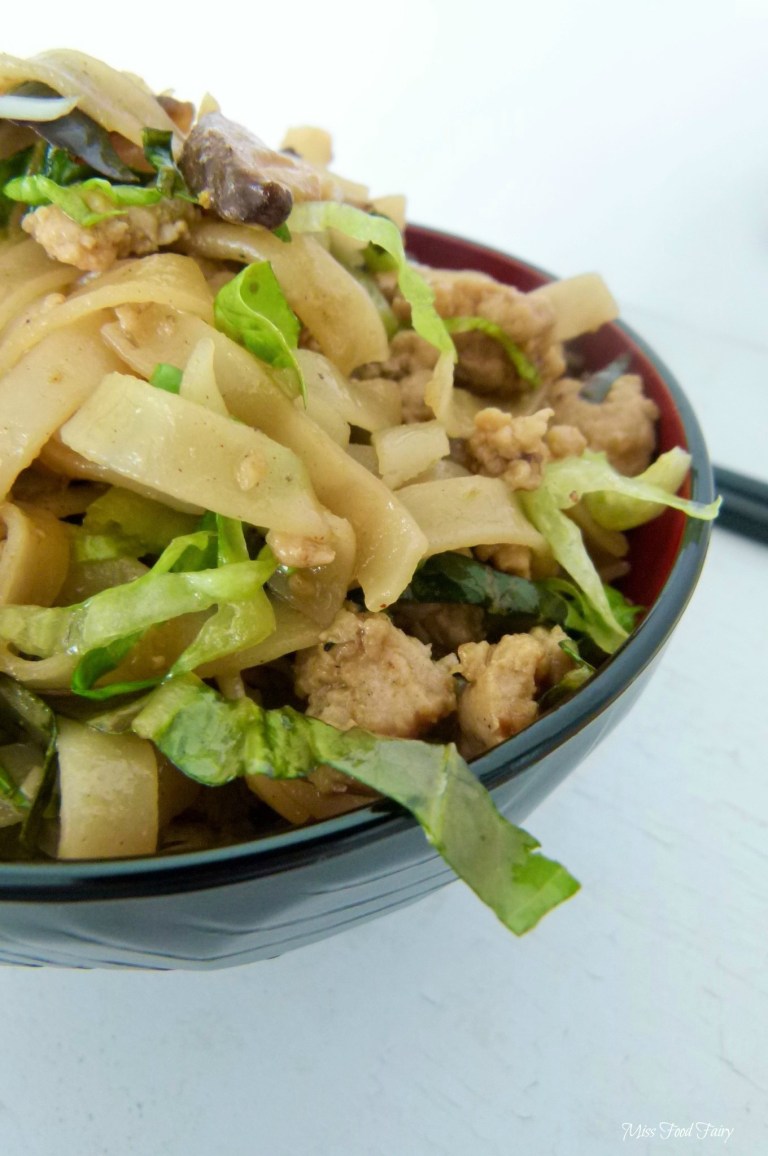 Ginger-Zucchini Noodle Stir-Fry with Shiitake