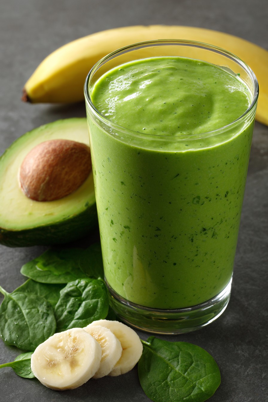 Spinach-Avocado Green Smoothie for Headache Relief