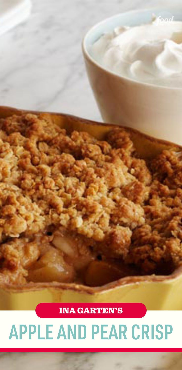 Baked Cinnamon-Spiced Apple and Pear Crisp with Oat Topping