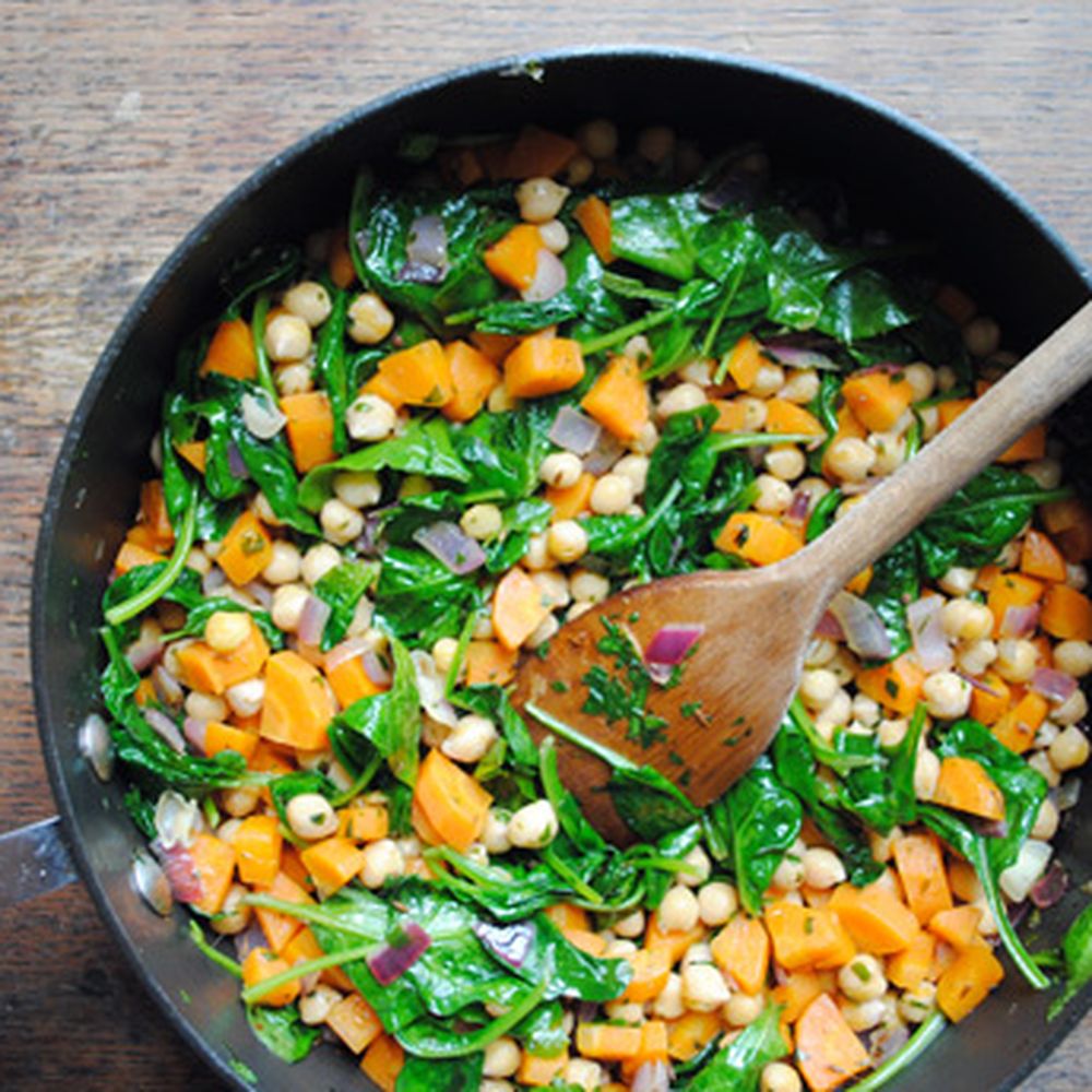 Cumin-Spiced Chickpea and Spinach Sauté