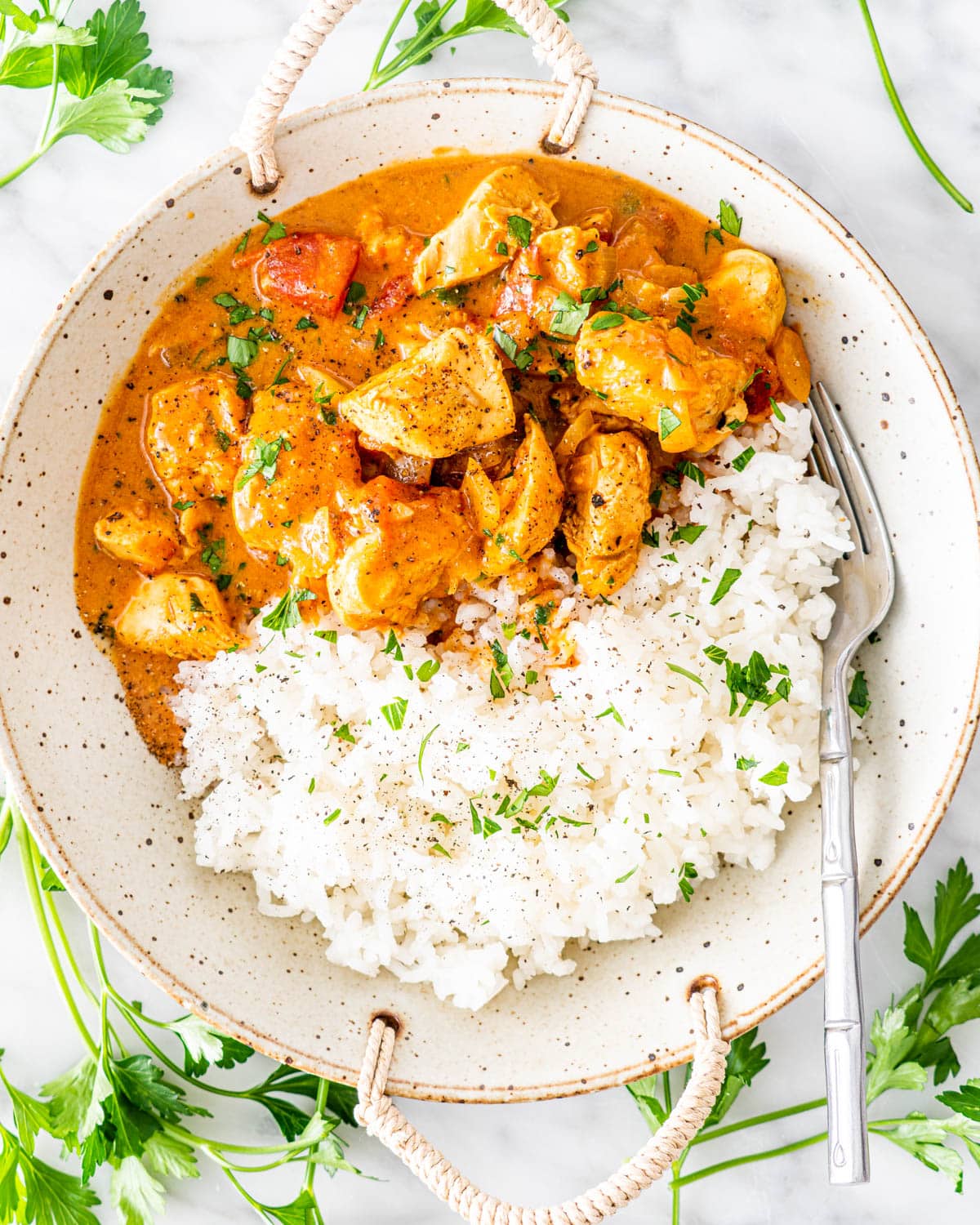 Garlic and Ginger Sautéed Chicken Curry with Coconut Oil