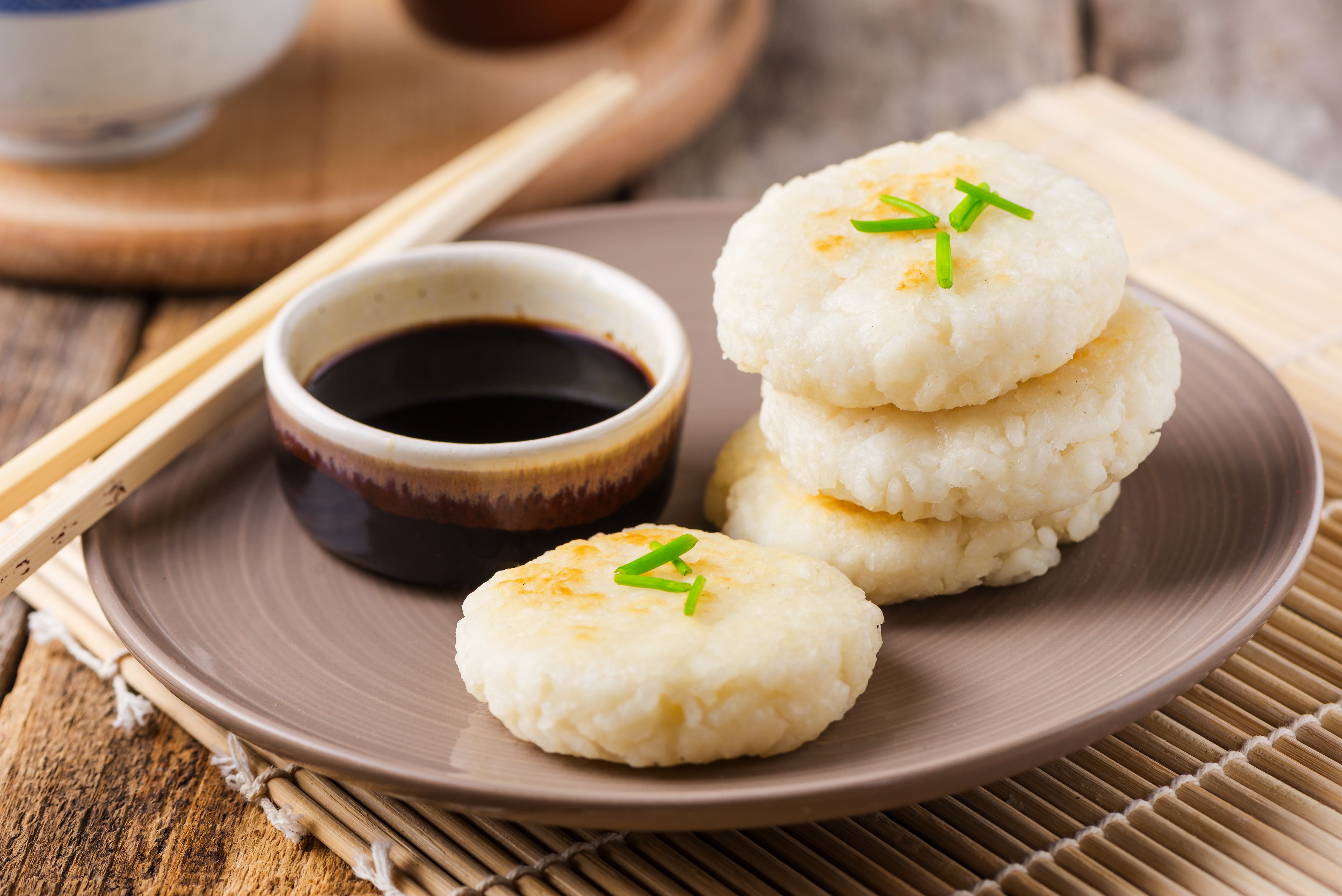 Steamed Taiwanese Rice Cake with Mushroom and Soy Glaze