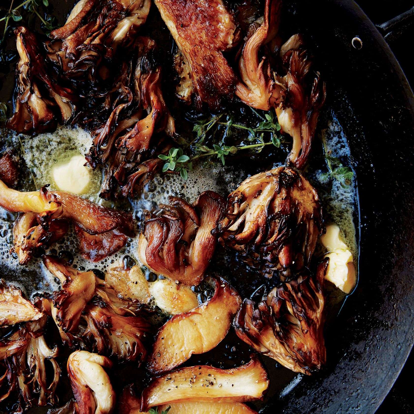 Sautéed Mushrooms with Garlic and Thyme on Toasted Baguette