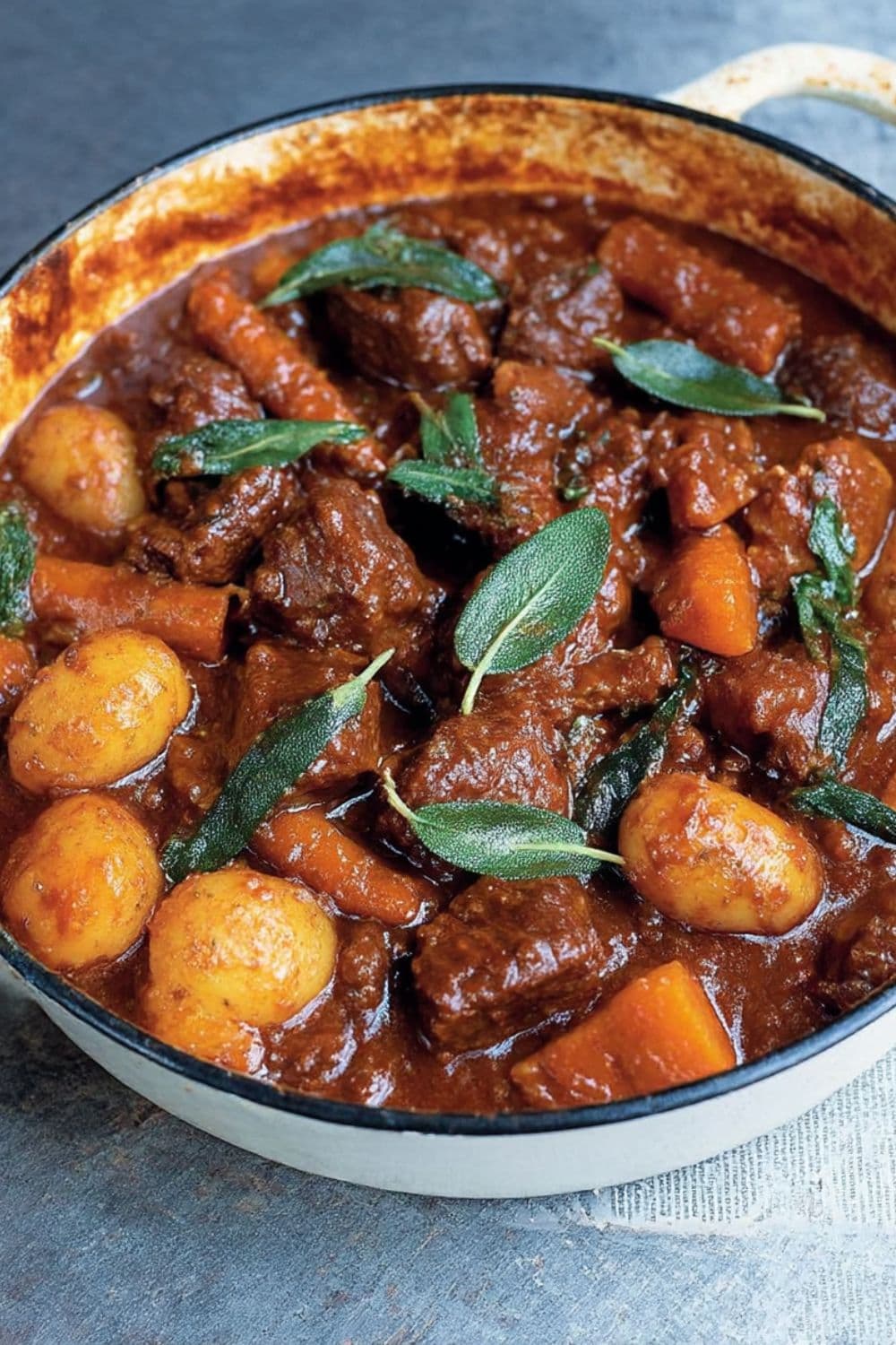 Genuine Slow-Cooked Beef Stew with Root Vegetables