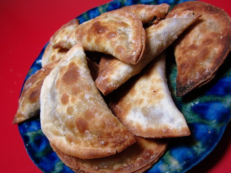 Injera-Wrapped Lentil Sambusas with Berbere