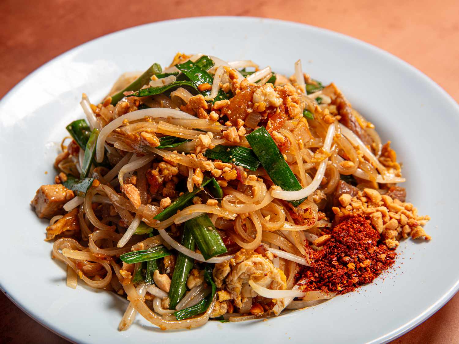 Stir-Fried Chicken Pad Thai with Tamarind Sauce