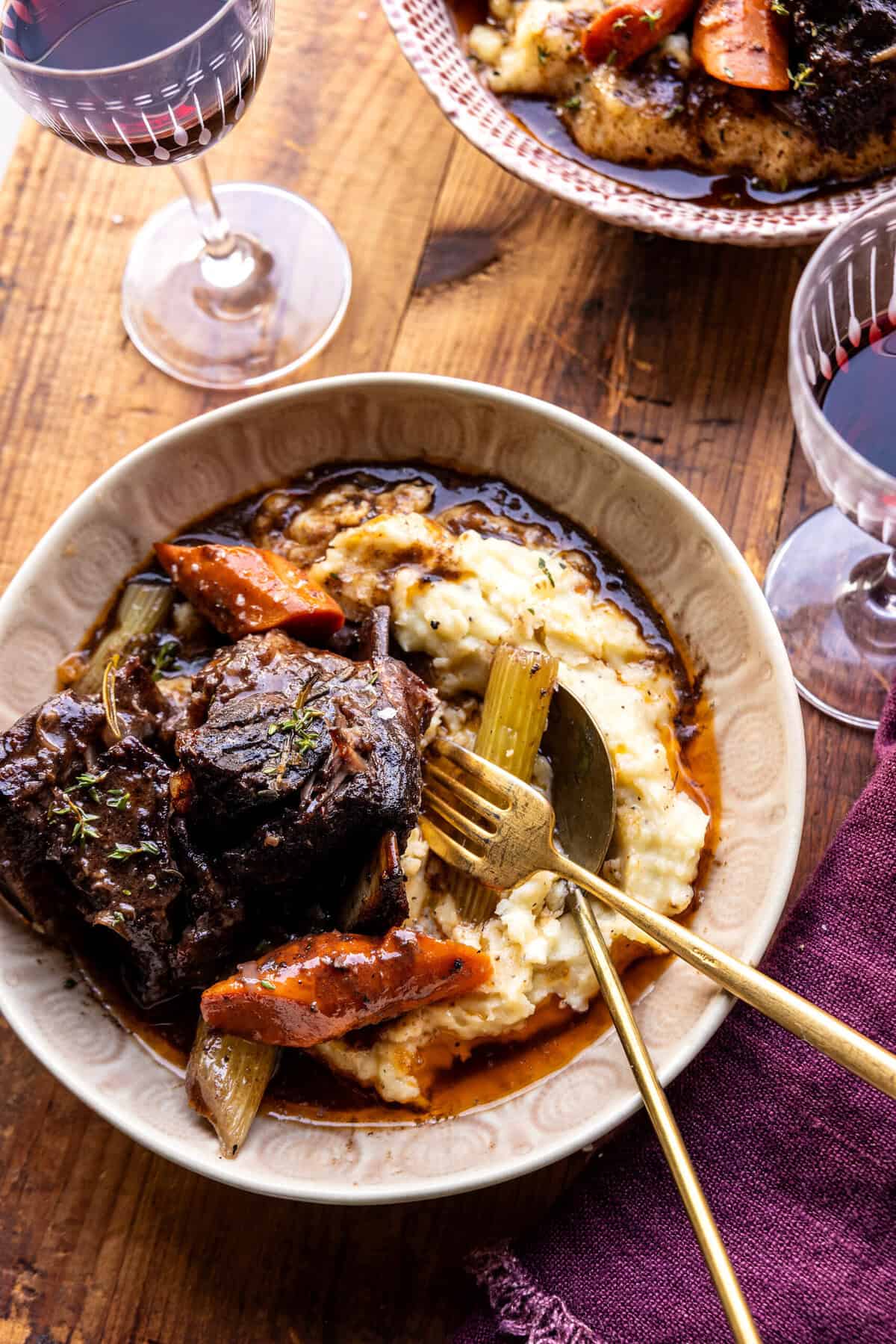 Red Wine-Braised Short Ribs with Carrots and Rosemary
