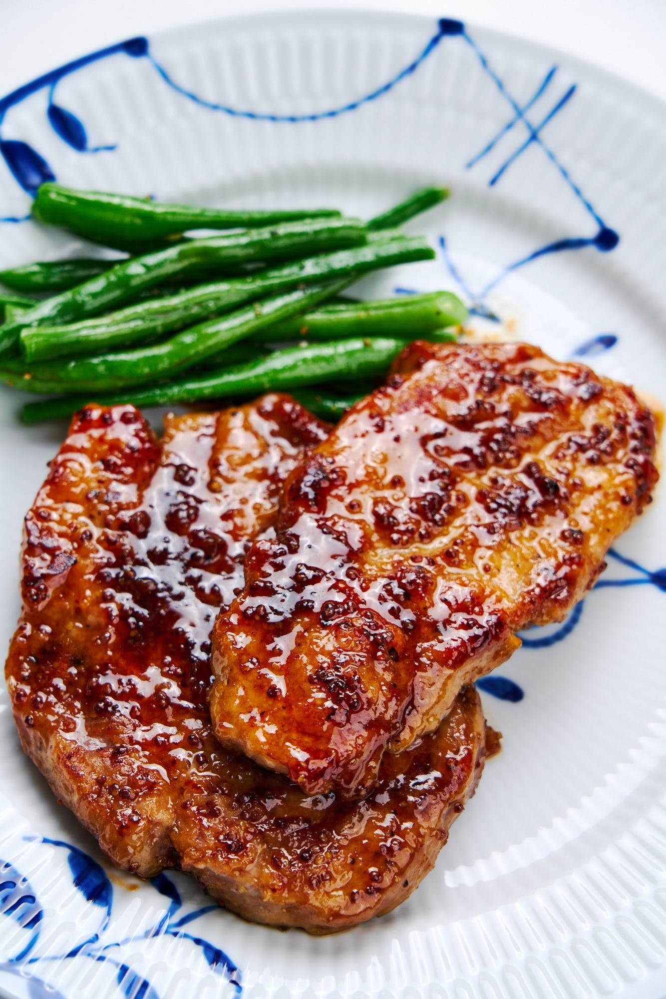 Pan-Seared Pork Chops with Maple-Dijon Glaze and Sautéed Green Beans