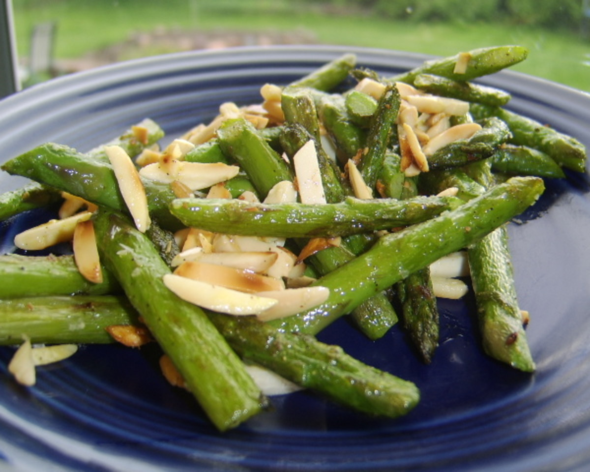 Lemon-Roasted Asparagus with Toasted Almonds