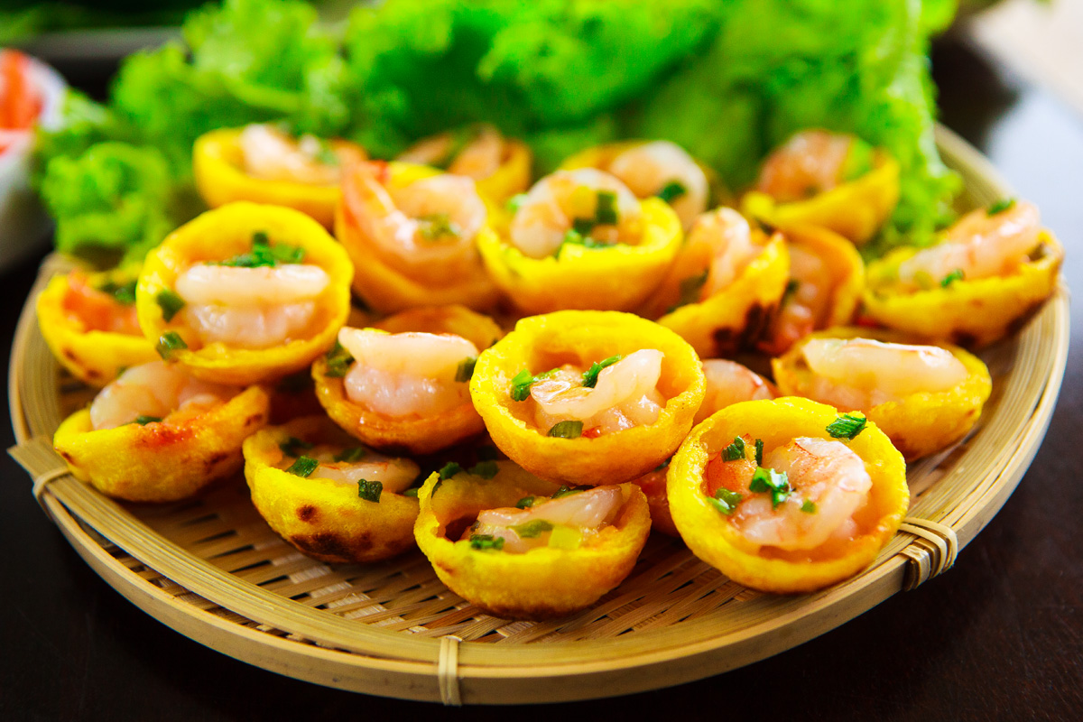 Crisped Mini Banh Khot with Shrimp and Turmeric Rice Pancakes