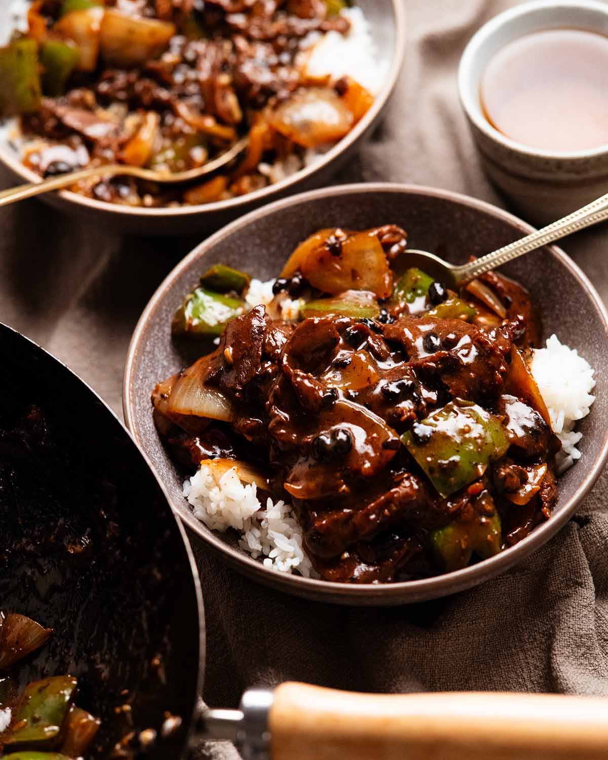 Stir-Fried Beef and Broccoli with Garlic Black Bean Sauce