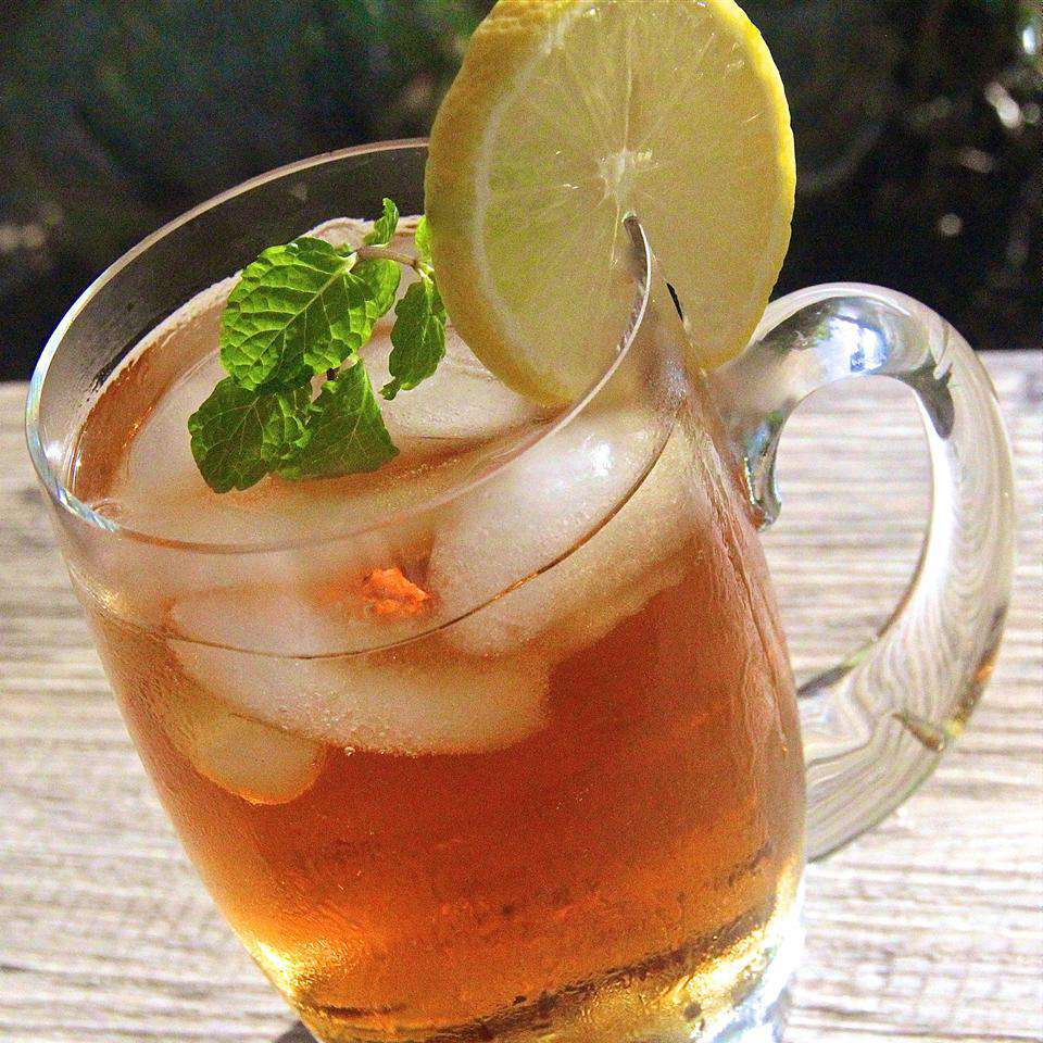 Sparkling Basil-Lemon Iced Tea