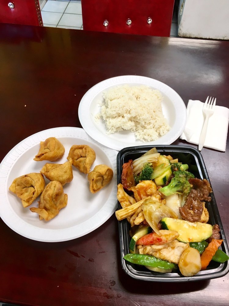 Pan-Fried Thai Crab Rangoon with Sweet Chili Sauce