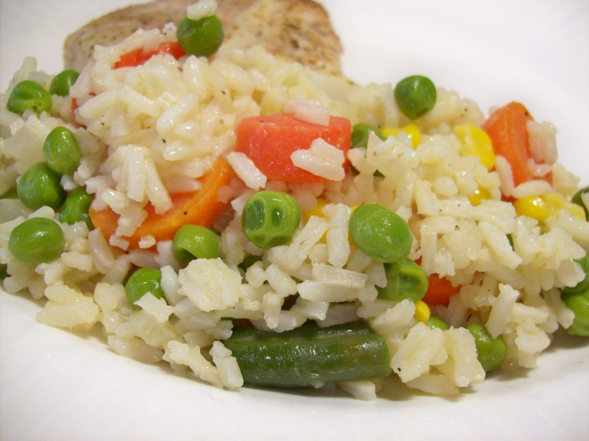 Best Chicken and Rice Medley with Herbs