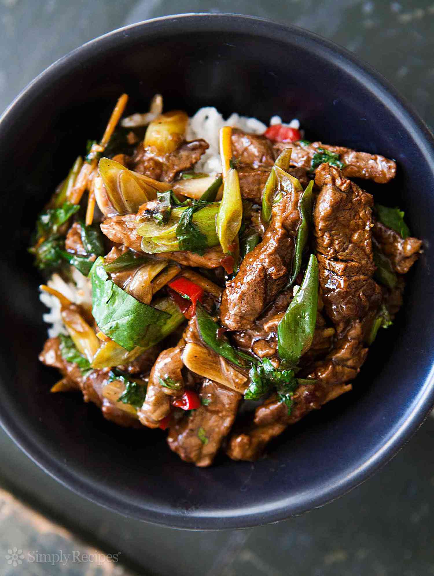 Beef and Mushroom Stir-Fry with Garlic and Ginger