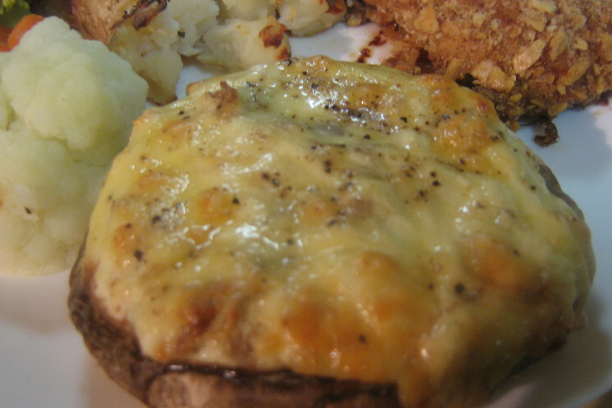 Half-Moon Herb Stuffed Mushrooms