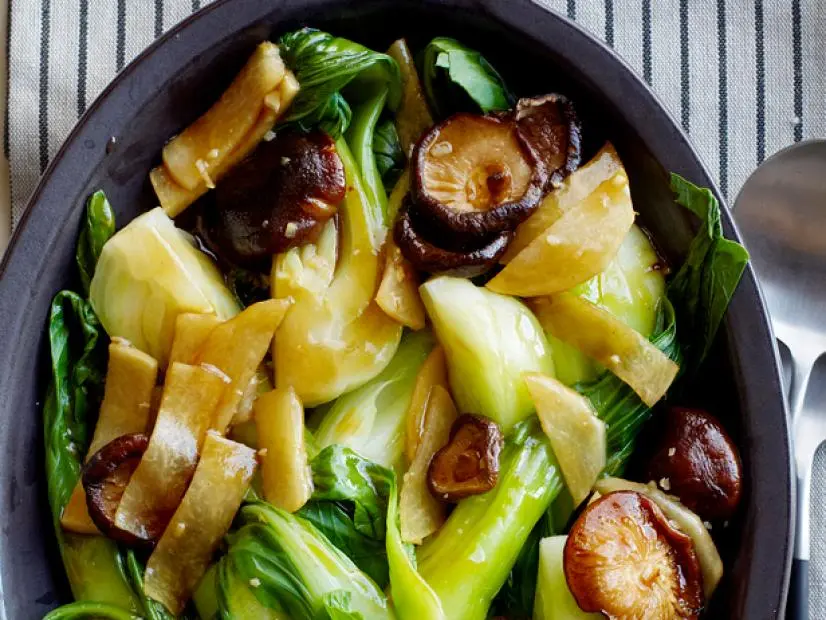 Sautéed Shiitake and Bok Choy Stir-Fry with Garlic Sauce