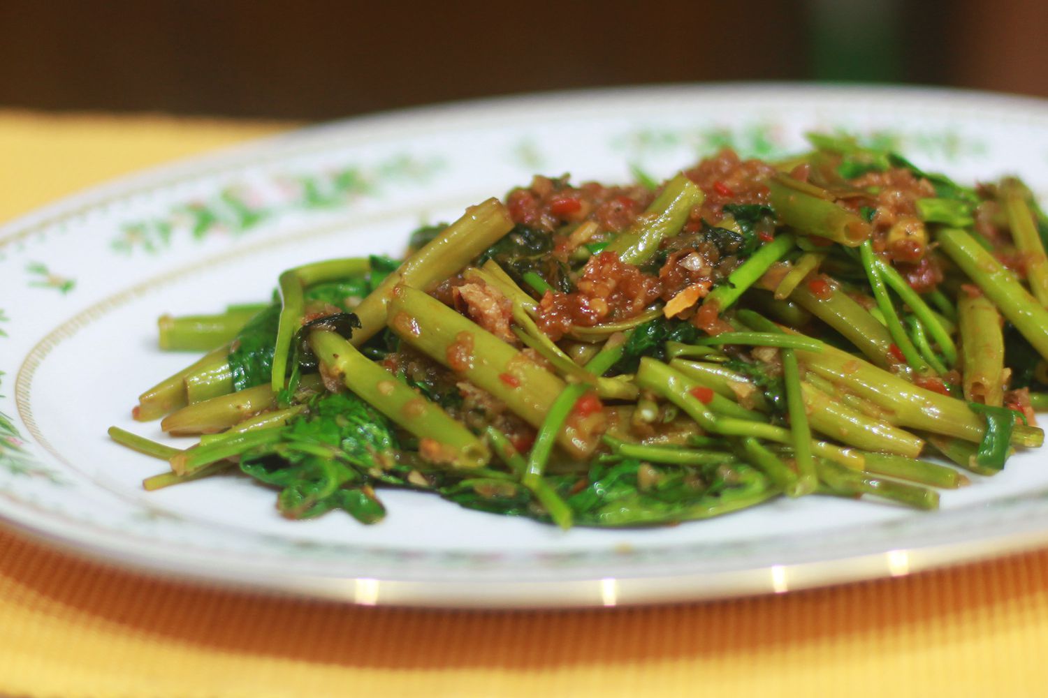 Sautéed Kangkung with Garlic and Shrimp Paste
