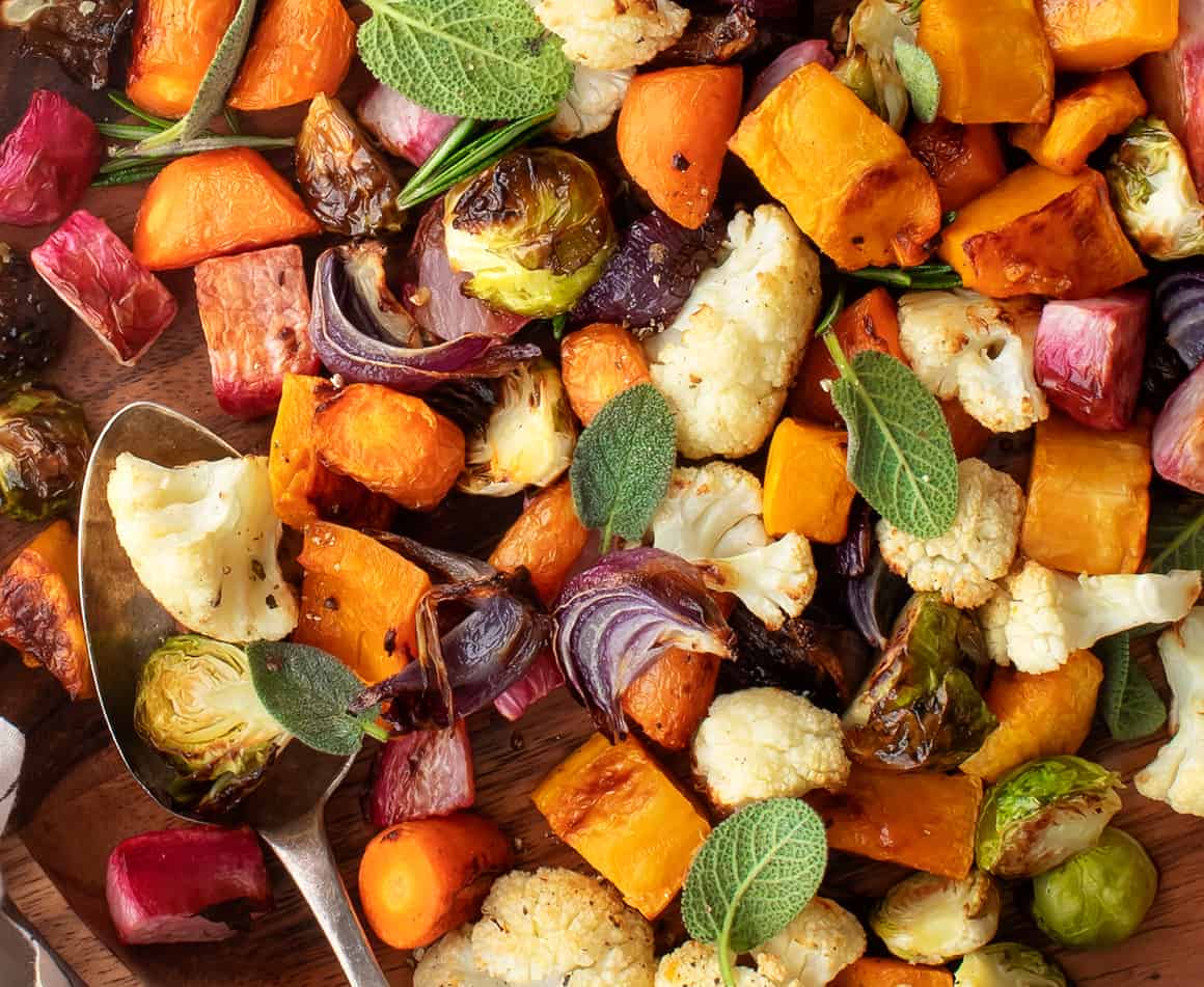 Lemon-Thyme Roasted Vegetables with Garlic Aioli