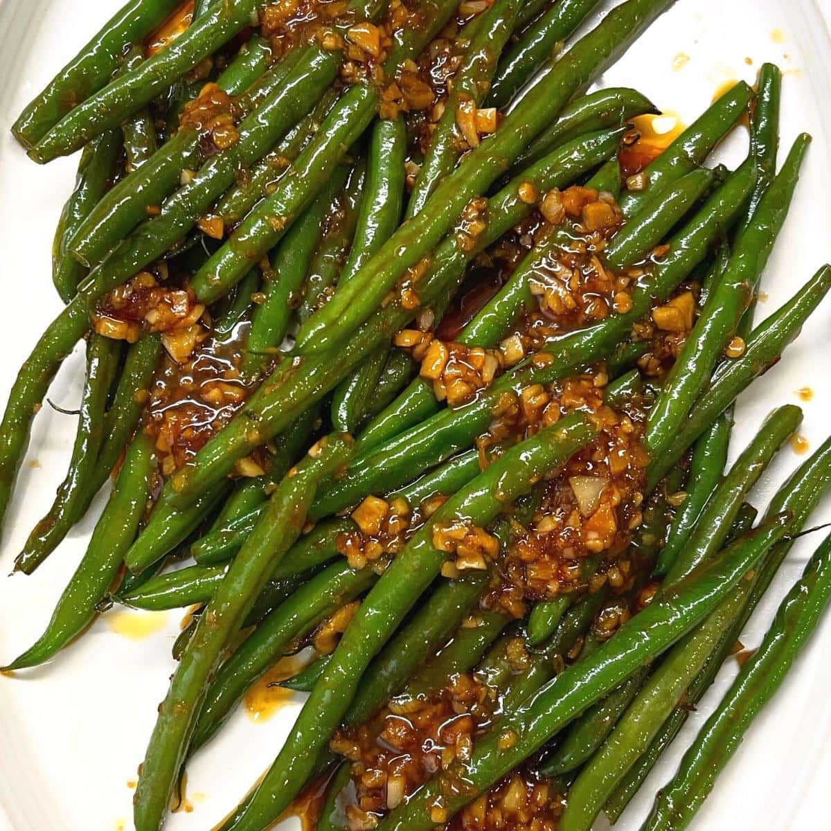 Hunan-Style Stir-Fried Green Beans with Garlic and Chili
