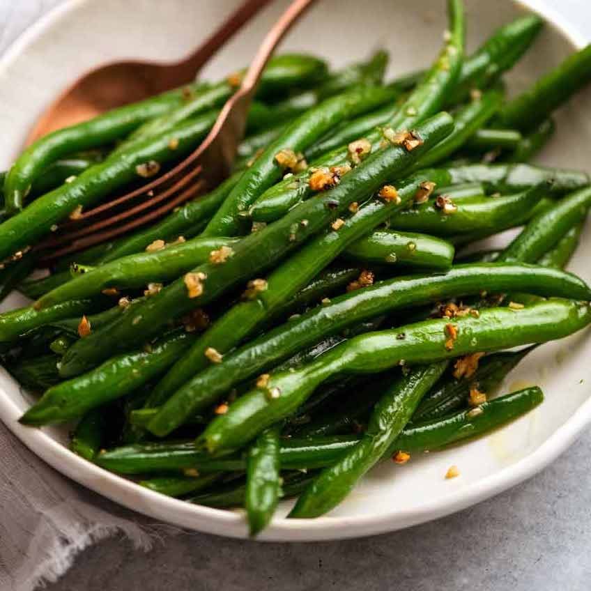 Stir-Fried Garlic Green Beans with Toasted Sesame