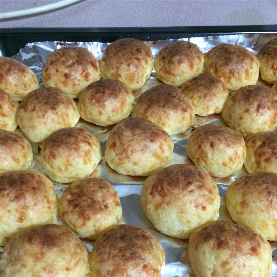 Cheese-Stuffed Pão de Queijo Rolls
