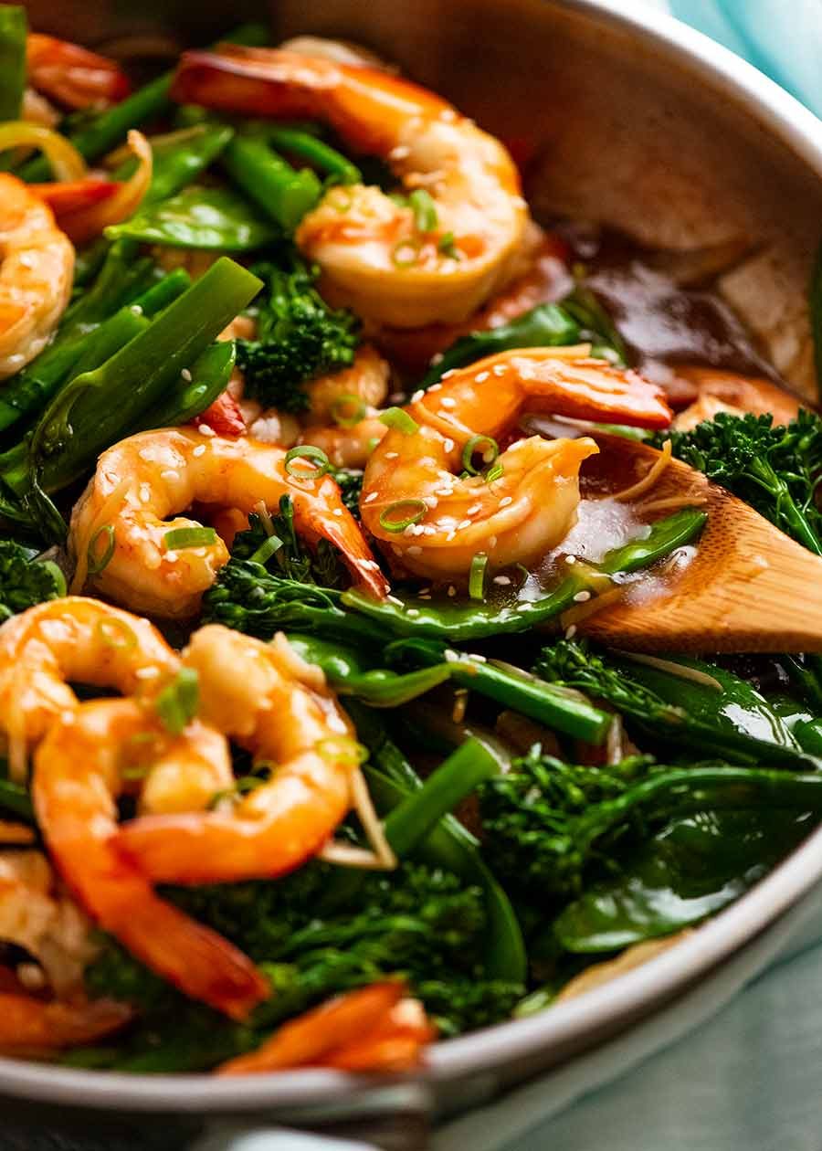 Stir-Fried Malaysian Sambal Prawns with Aromatic Chilies