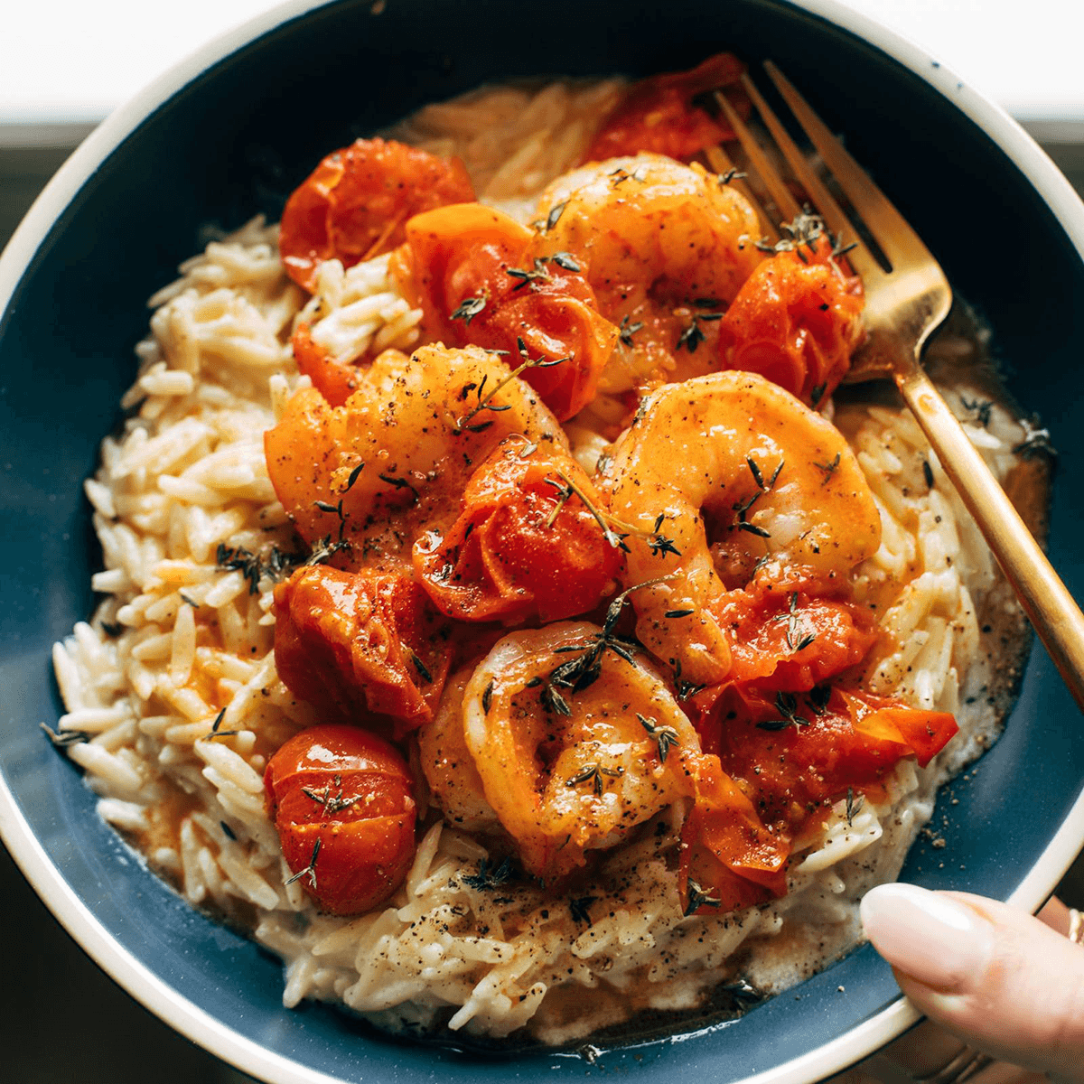 Sautéed Citrus-Garlic Shrimp with Spinach and Cherry Tomatoes