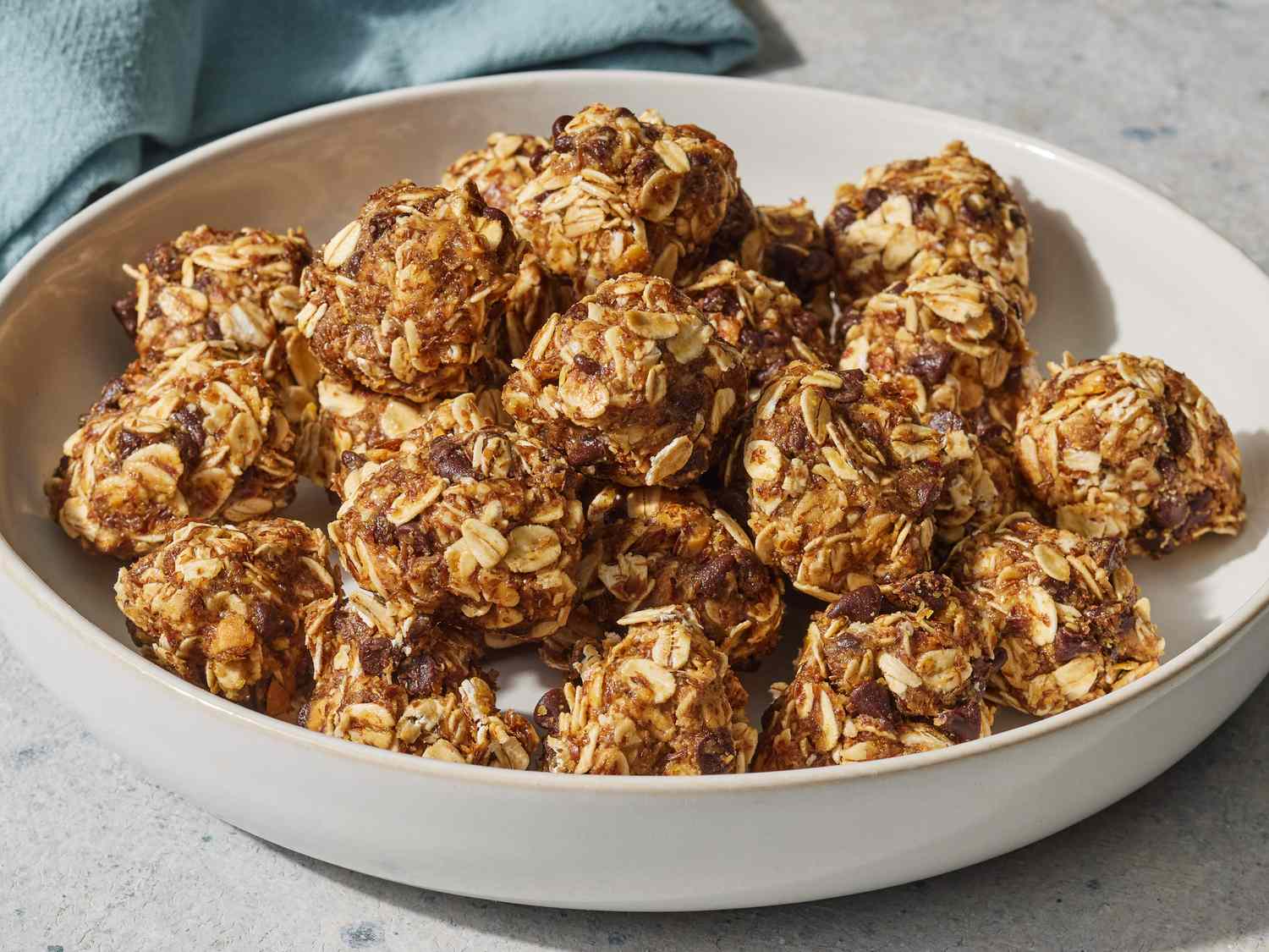 No-Bake Chickpea and Tahini Energy Bites