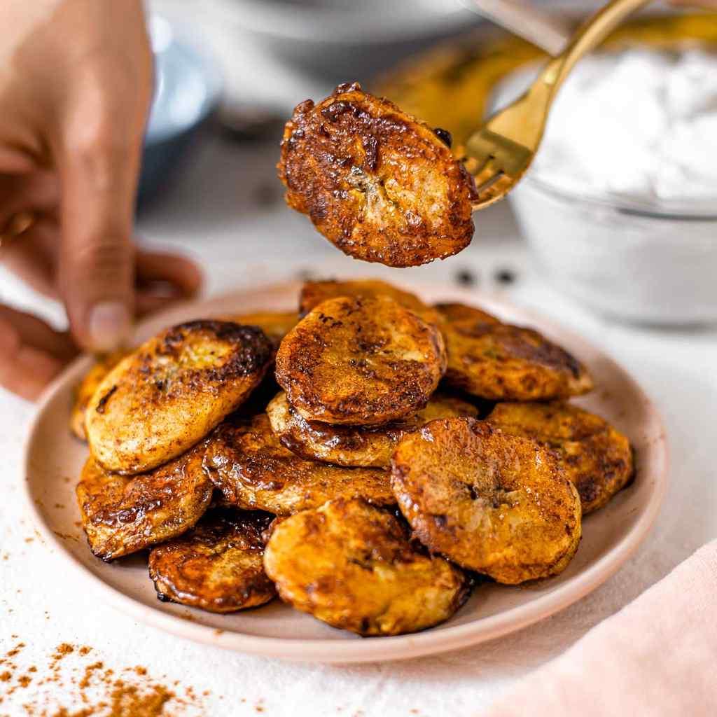 Pan-Fried Plantains with Cinnamon and Brown Sugar