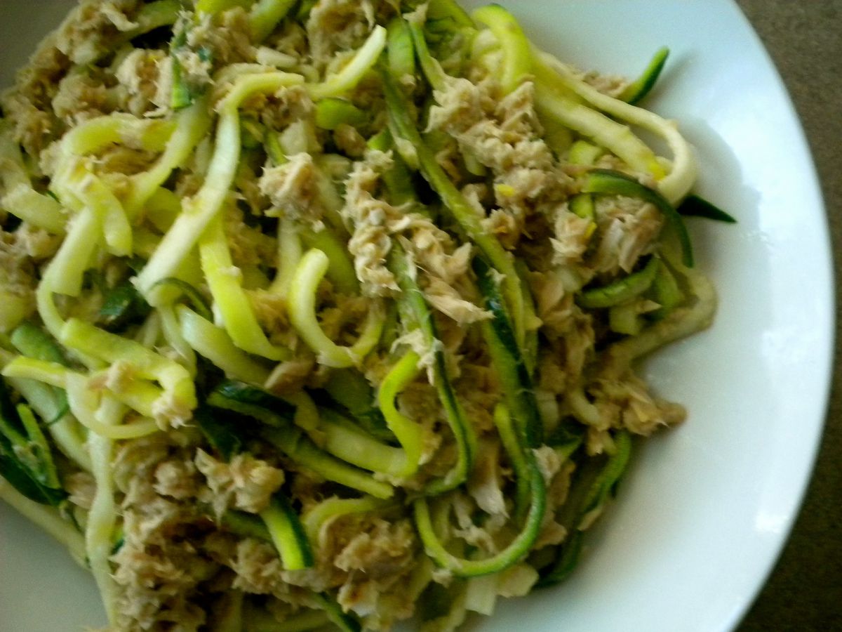 Zucchini Noodles with Lemon Herb Tuna