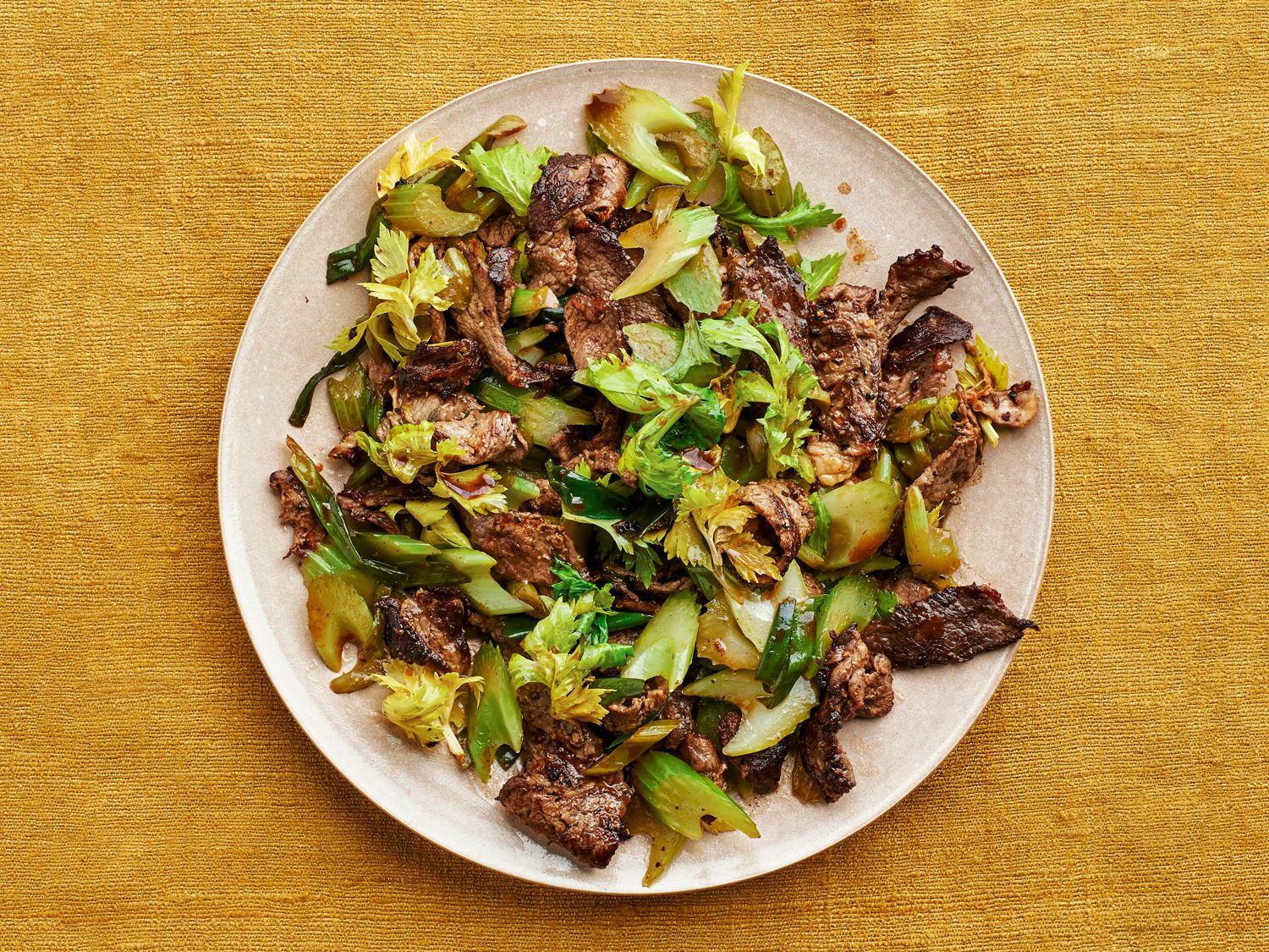 Stir-Fried Beef with Bok Choy and Garlic