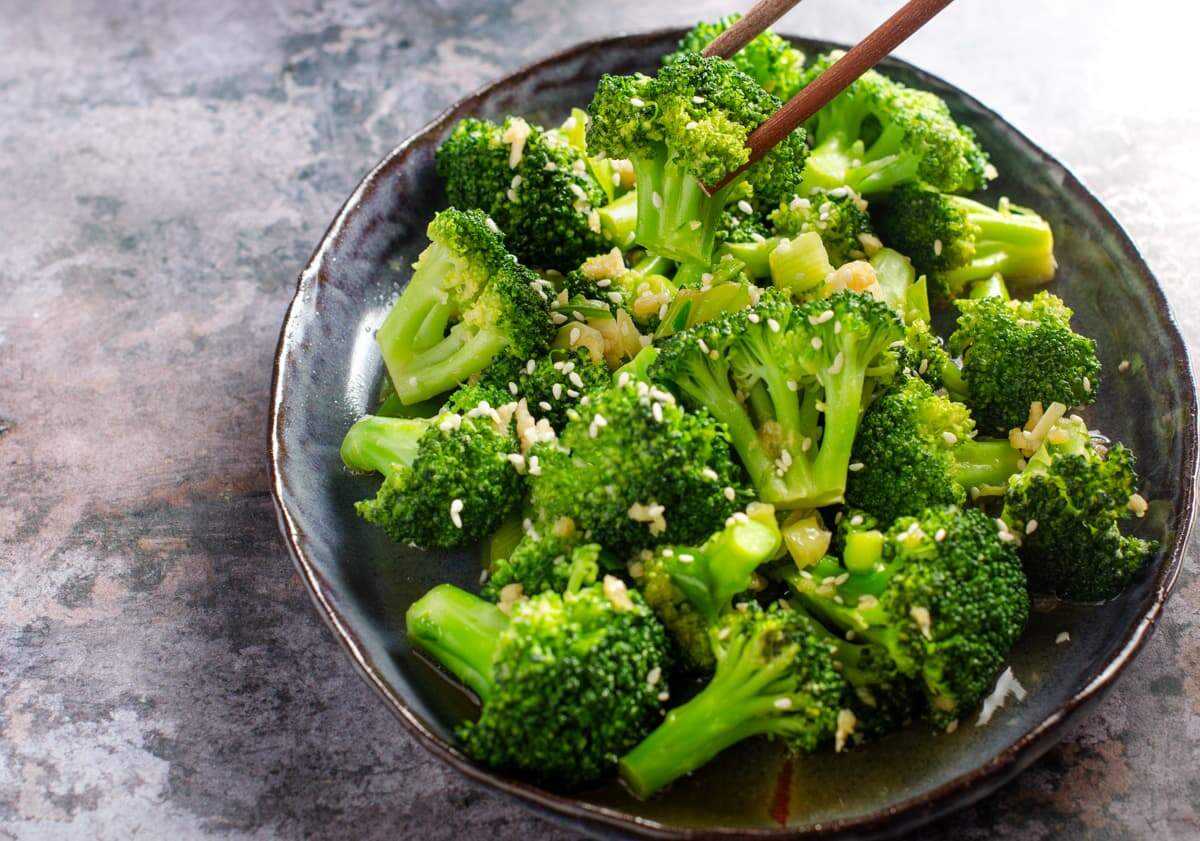 Broccoli Stir-Fry with Garlic and Ginger