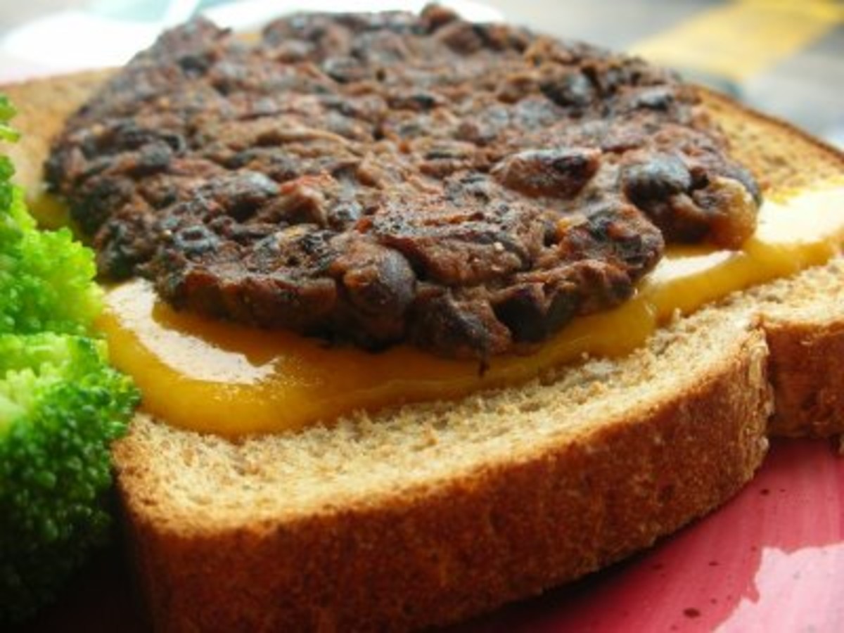 Rhythm & Blues Black Bean Burgers