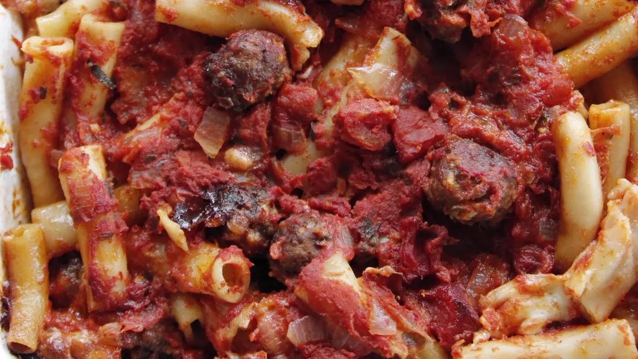 Honey-Glazed Mini Meatball Pasta