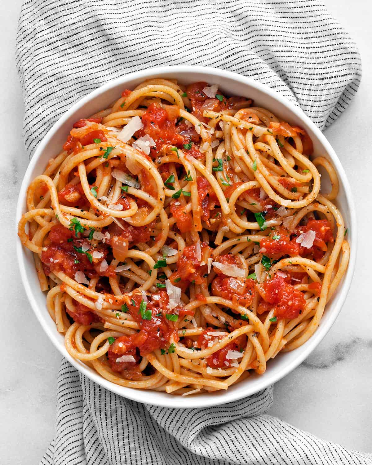Pasta with Canned Tomato Sauce and Veggies