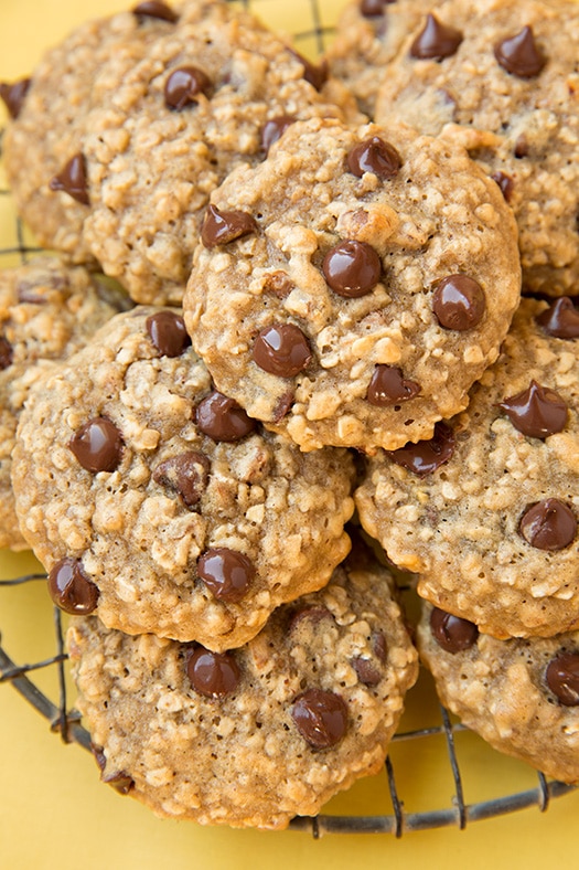 The Best Banana Chocolate Chip Oatmeal Cookies