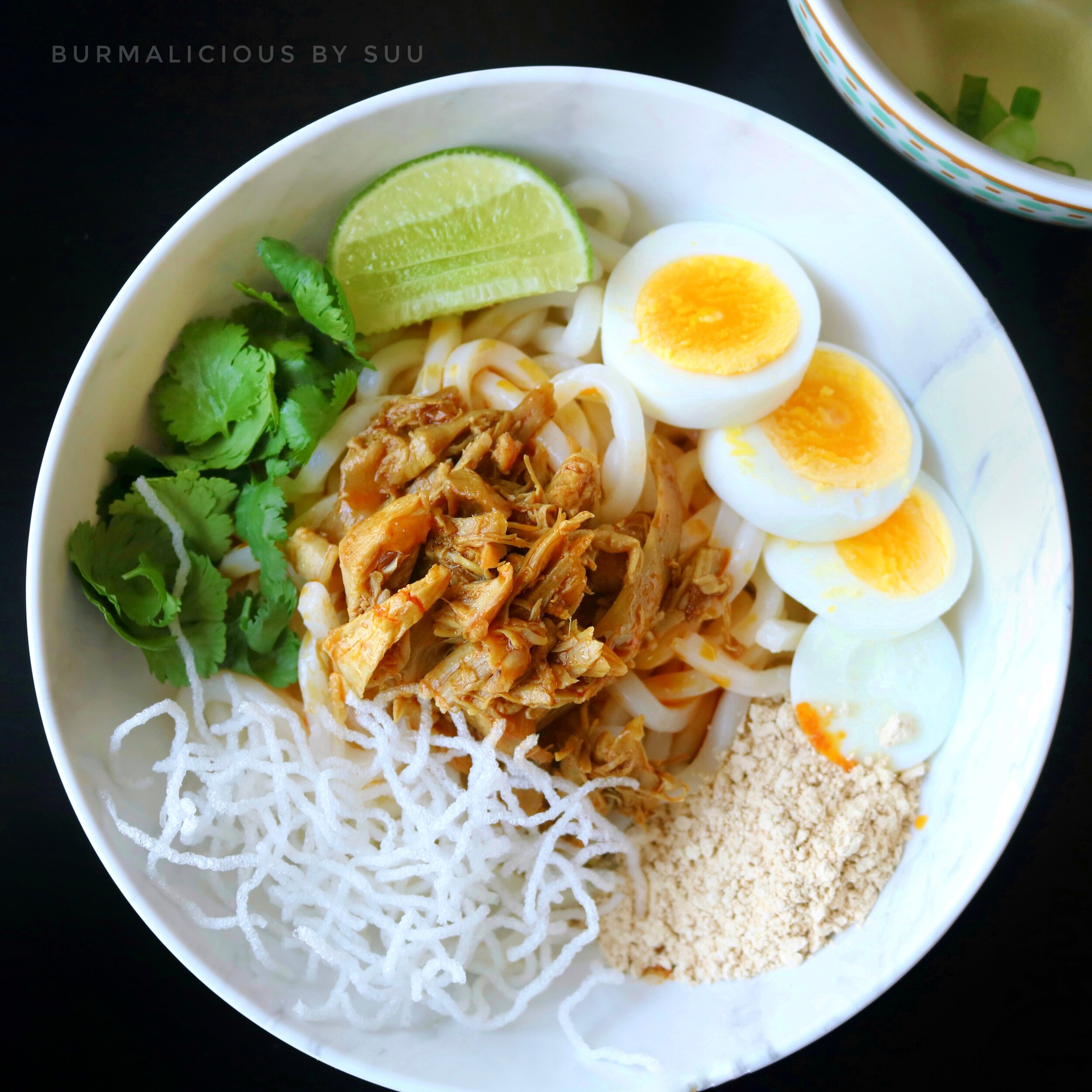 Nan Gyi Thoke Thick Rice Noodle Salad with Turmeric Chicken Curry