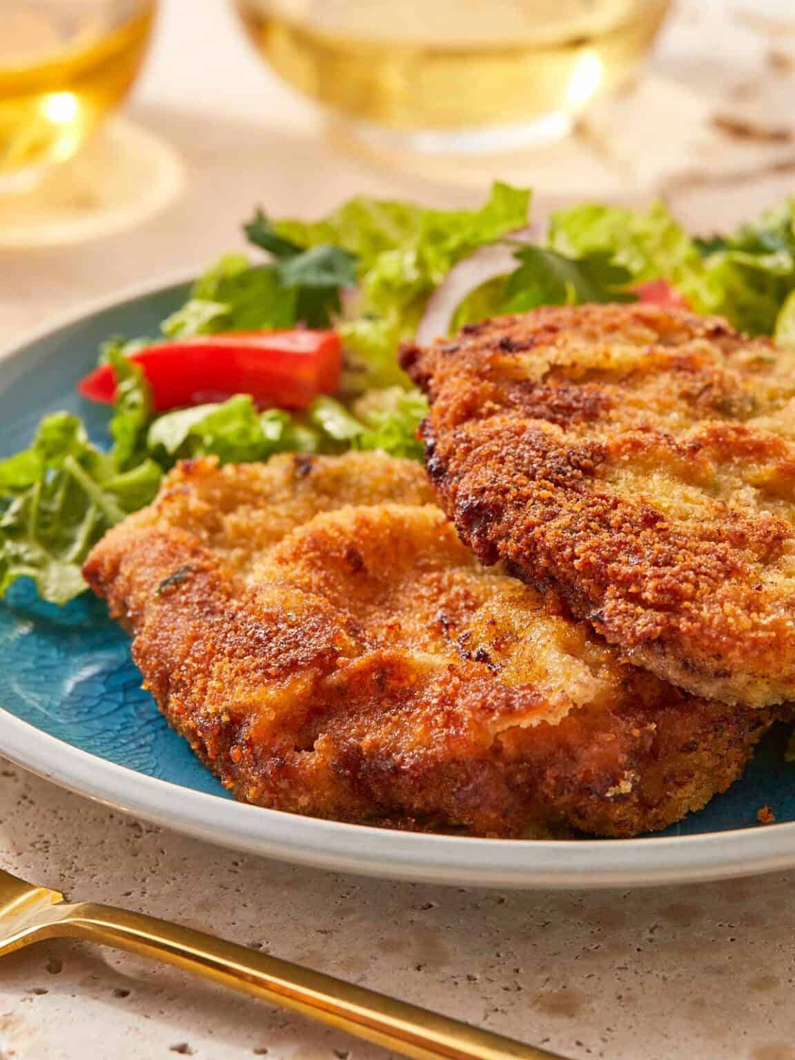 Milanesa al Pan with Butter Lettuce, Tomato and Lemon Mayonnaise