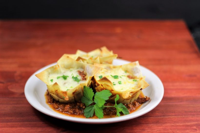 Cheesy Mini Lasagna Bites